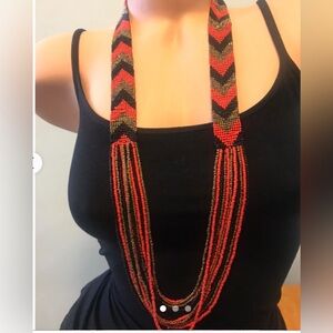 UNIQUE Chevron Seed Bead Layer Necklace Red & Black. Length 20 inch. Gorgeous. 🌺